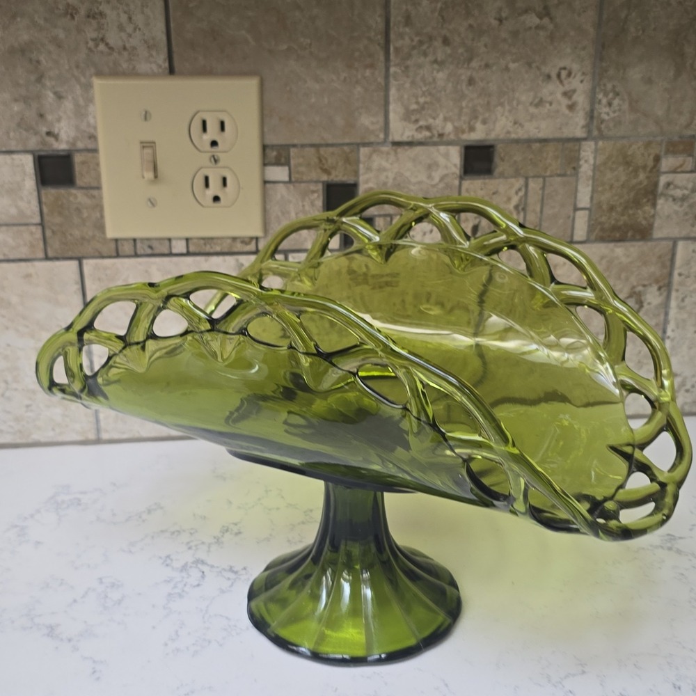 RARE GREEN Vintage Avocado Indiana Glass Company Banana Pedestal Centerpiece